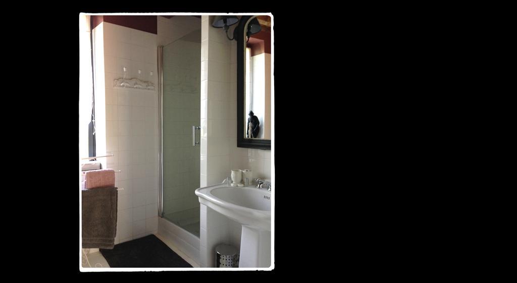 Manoir De Livet Bed & Breakfast Saint-Germain-de-Livet ห้อง รูปภาพ